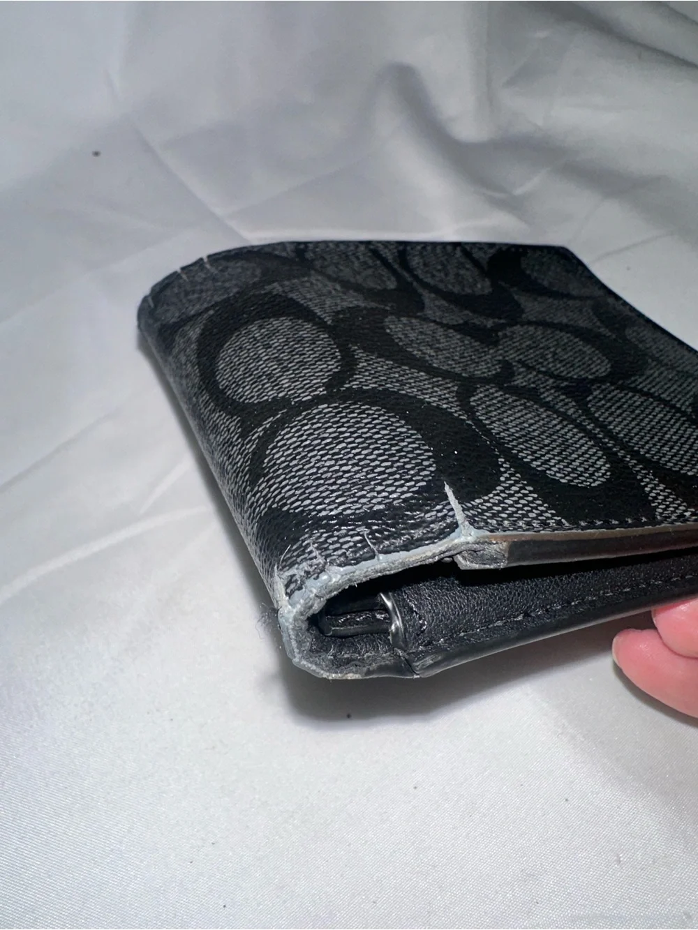 Coach Men’s Signature C Black Charcoal Bifold ID Wallet